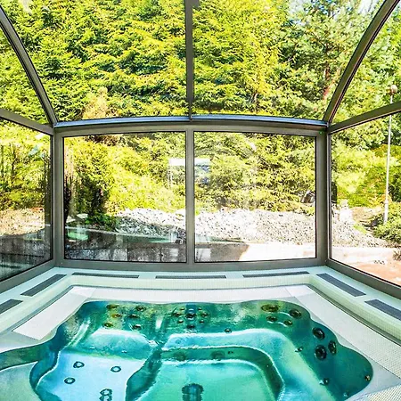 Beautiful Apartment In Ustron